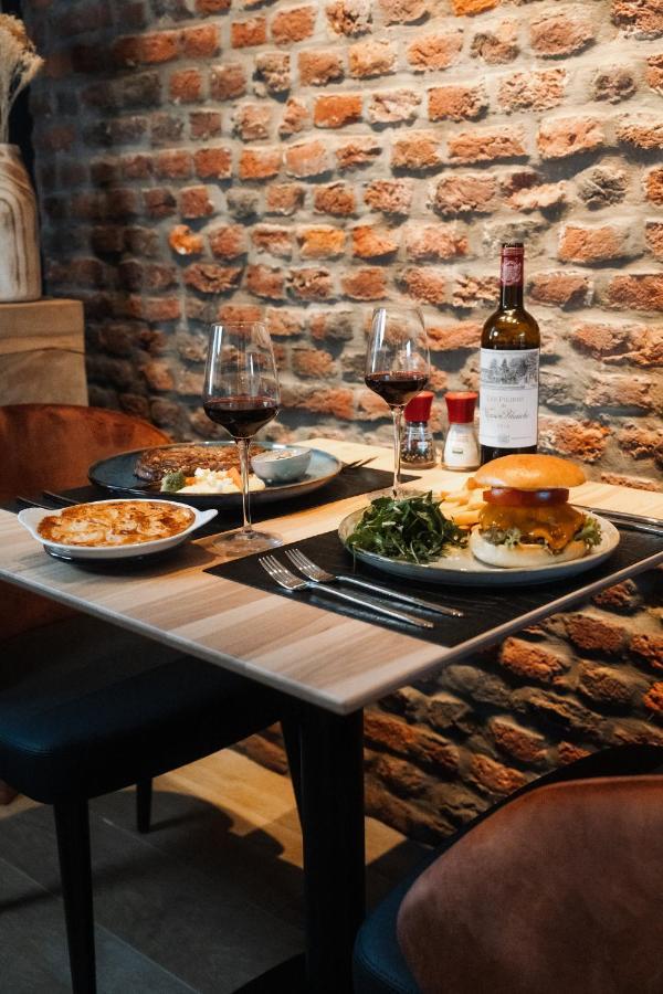 Domaine Des Thermes Awans Екстериор снимка