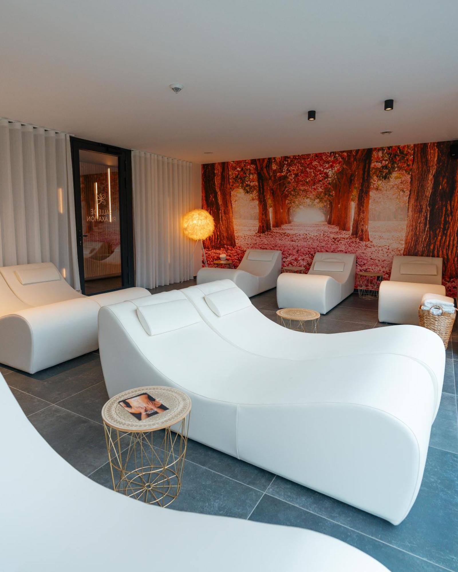 Domaine Des Thermes Awans Екстериор снимка